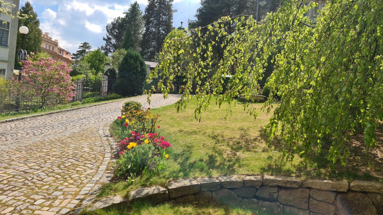 Apartmany Vila Liberty Karlovy Vary Ngoại thất bức ảnh